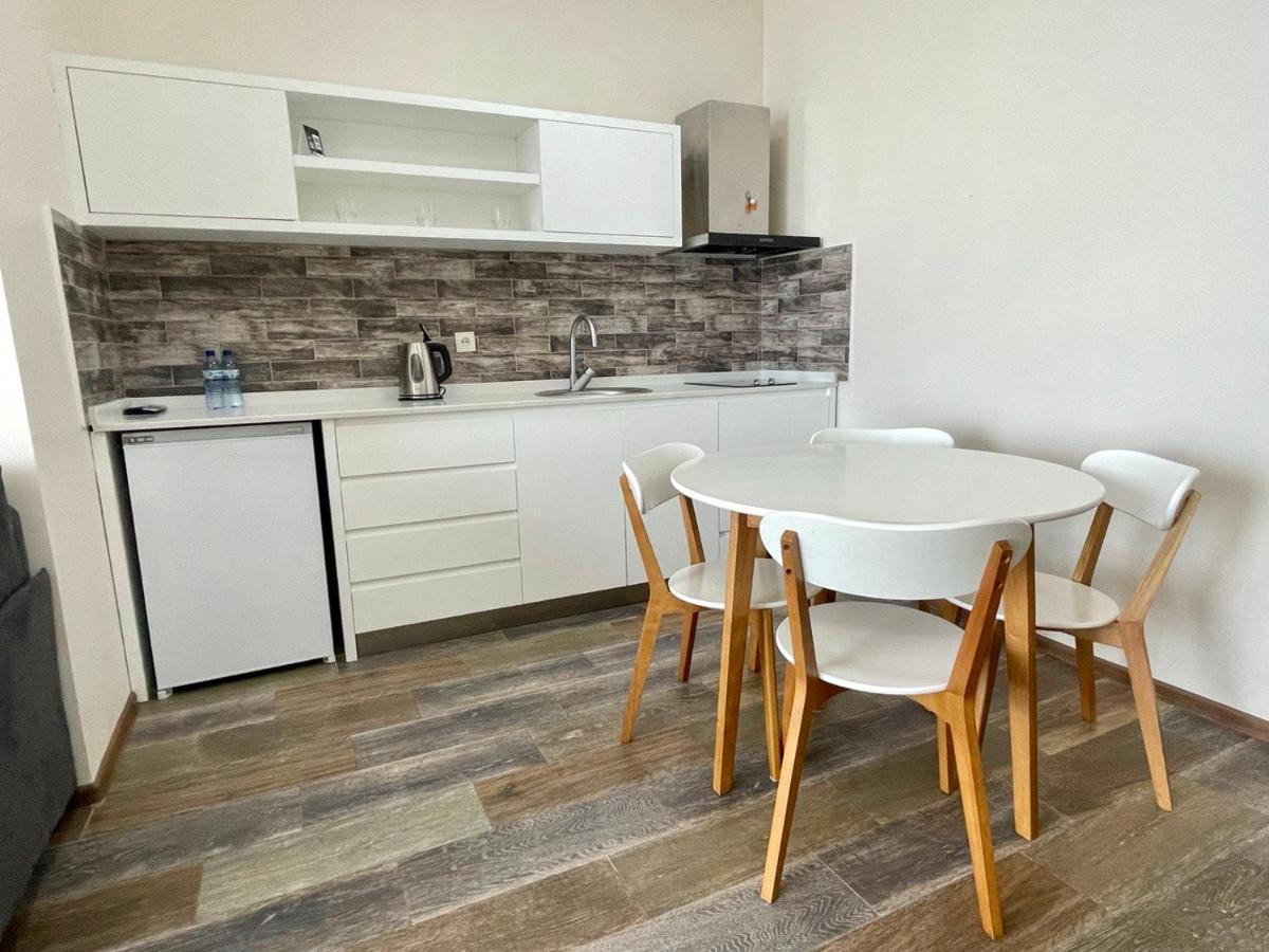 Balmaral Apart Hotel Μπατούμι Εξωτερικό φωτογραφία