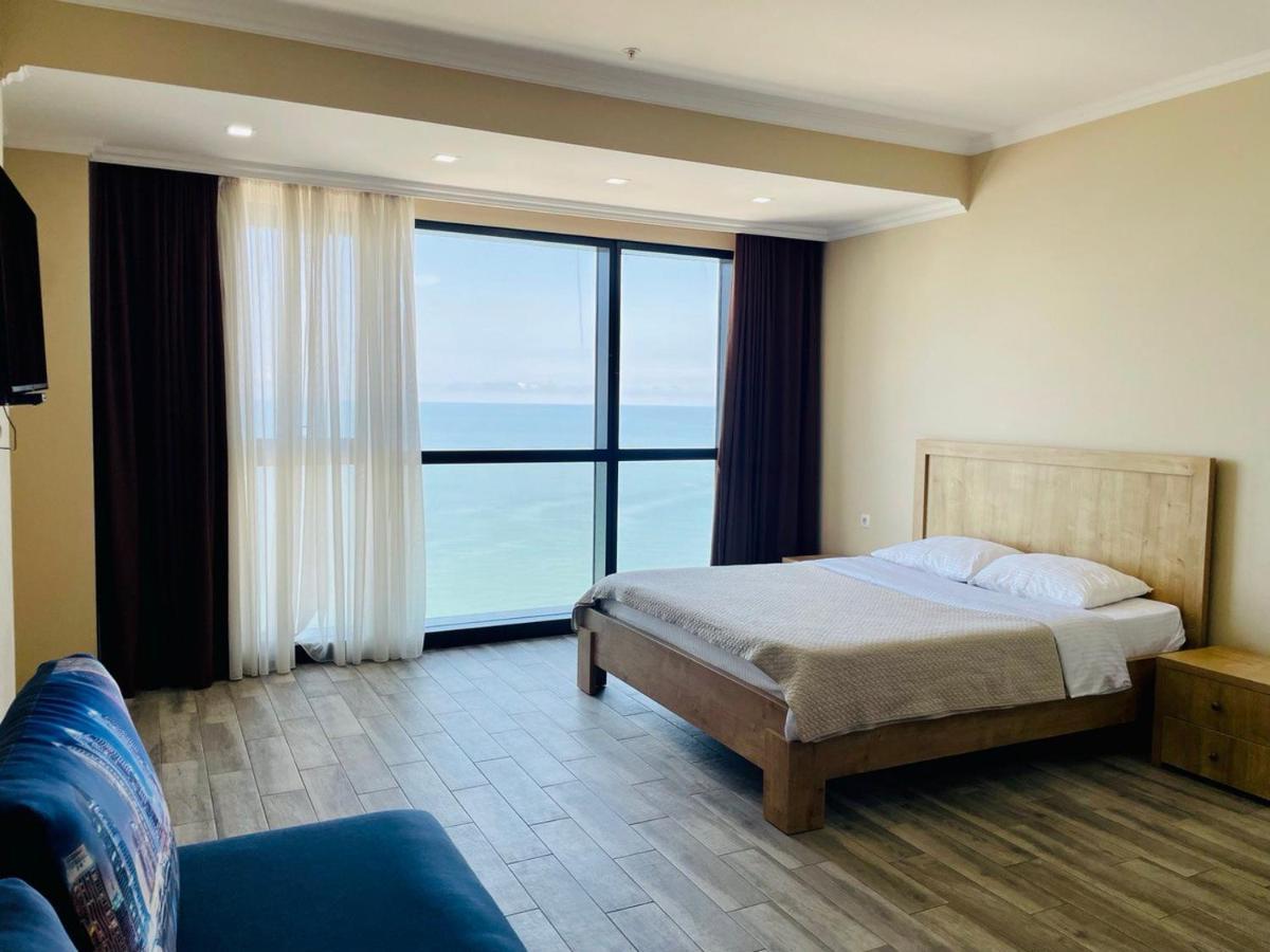 Balmaral Apart Hotel Μπατούμι Εξωτερικό φωτογραφία