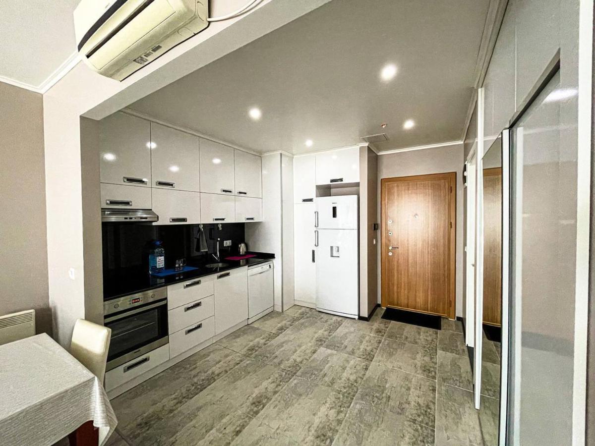 Balmaral Apart Hotel Μπατούμι Εξωτερικό φωτογραφία