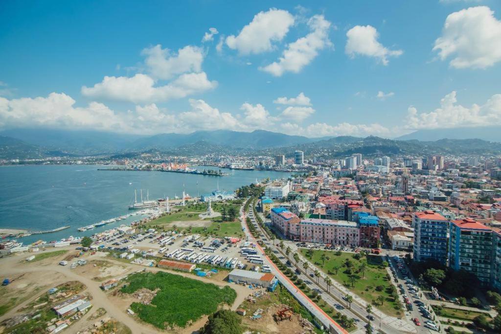 Balmaral Apart Hotel Μπατούμι Εξωτερικό φωτογραφία