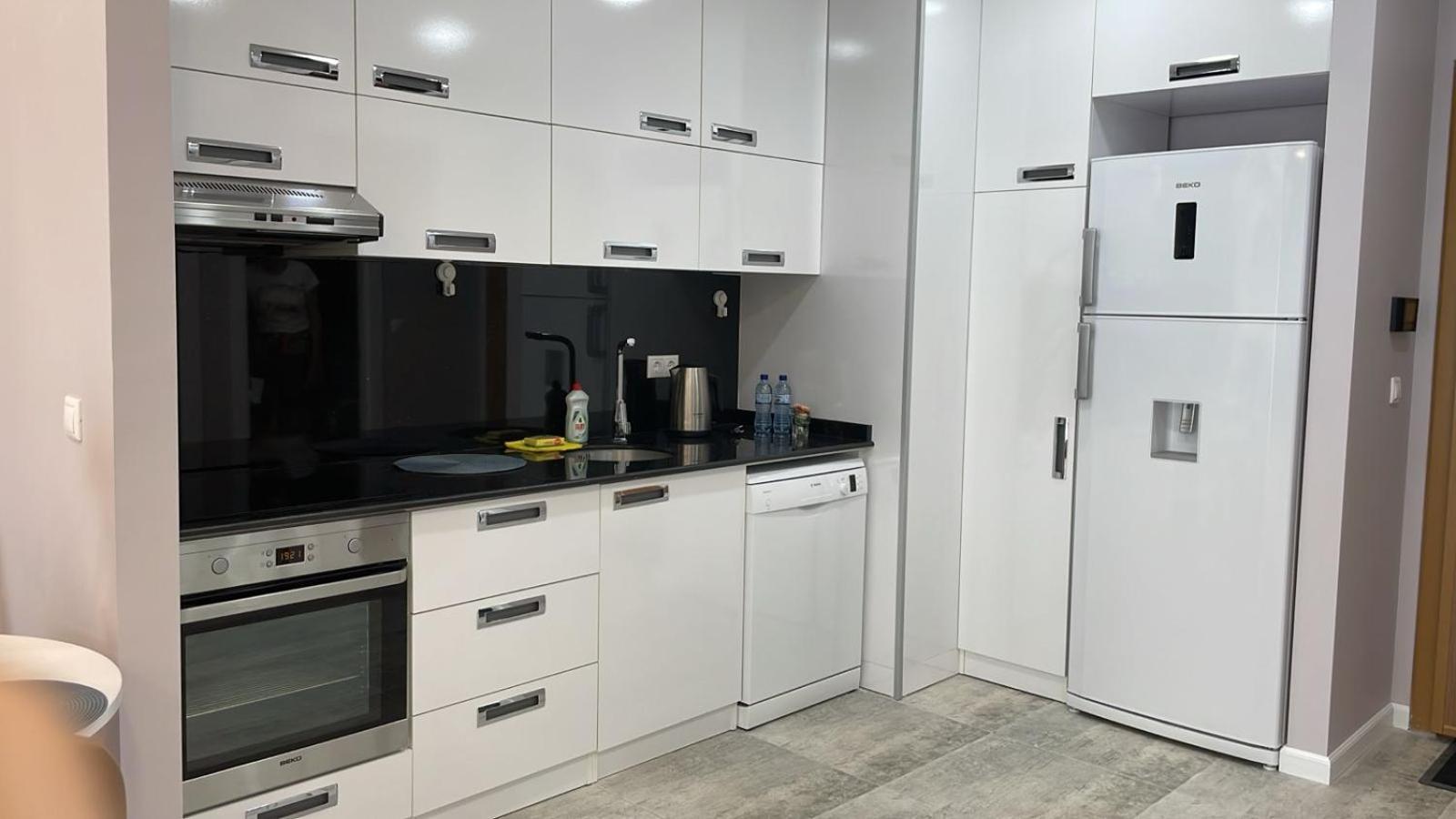 Balmaral Apart Hotel Μπατούμι Εξωτερικό φωτογραφία
