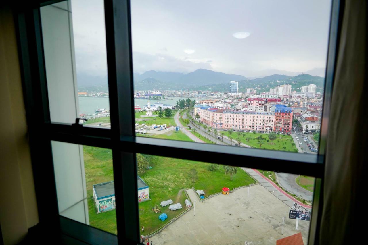 Balmaral Apart Hotel Μπατούμι Εξωτερικό φωτογραφία