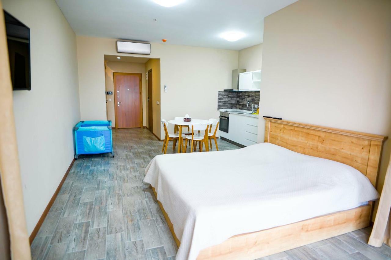 Balmaral Apart Hotel Μπατούμι Εξωτερικό φωτογραφία