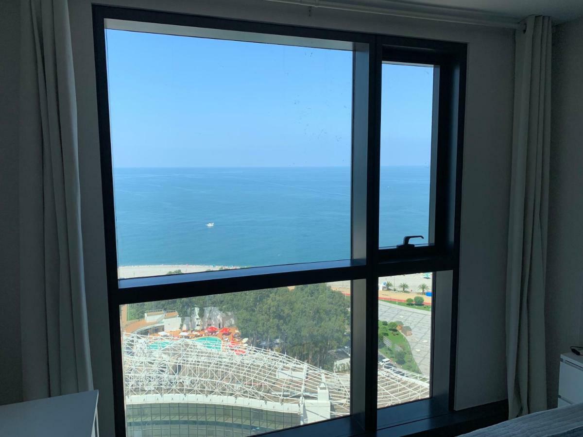 Balmaral Apart Hotel Μπατούμι Εξωτερικό φωτογραφία